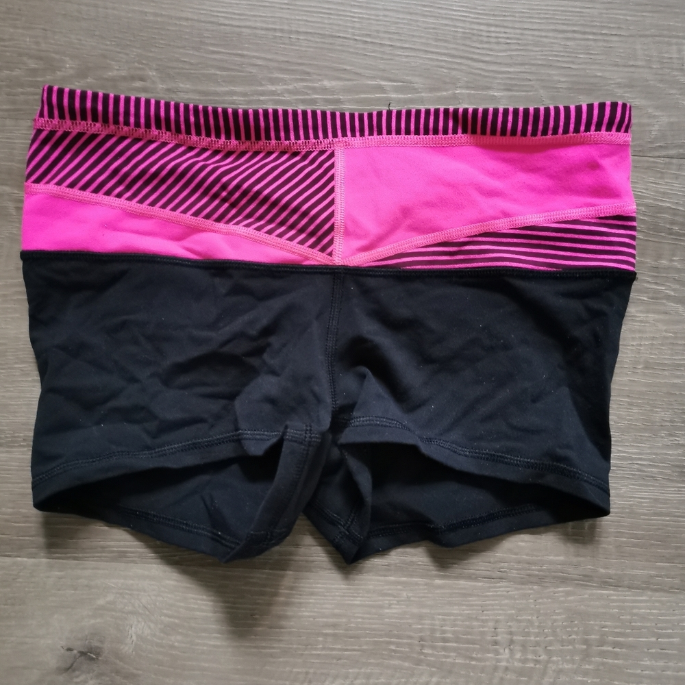 Lululemon Short Shorts 2